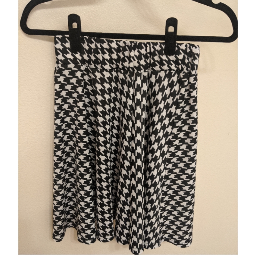 Houndstooth Circle Skirt